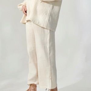 Nothing fits but Muslin pants reserved for Hannah